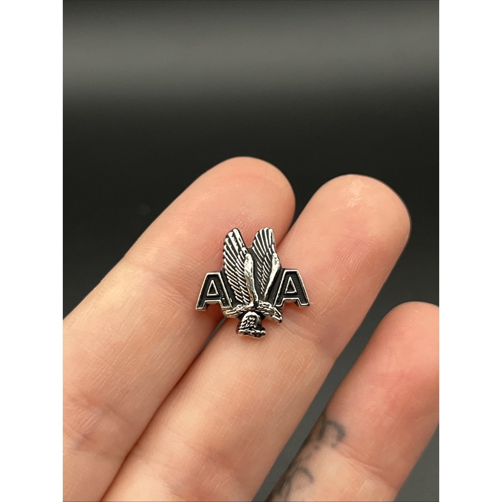 American Airlines Eagle Logo Silver Tone Lapel Hat Pin